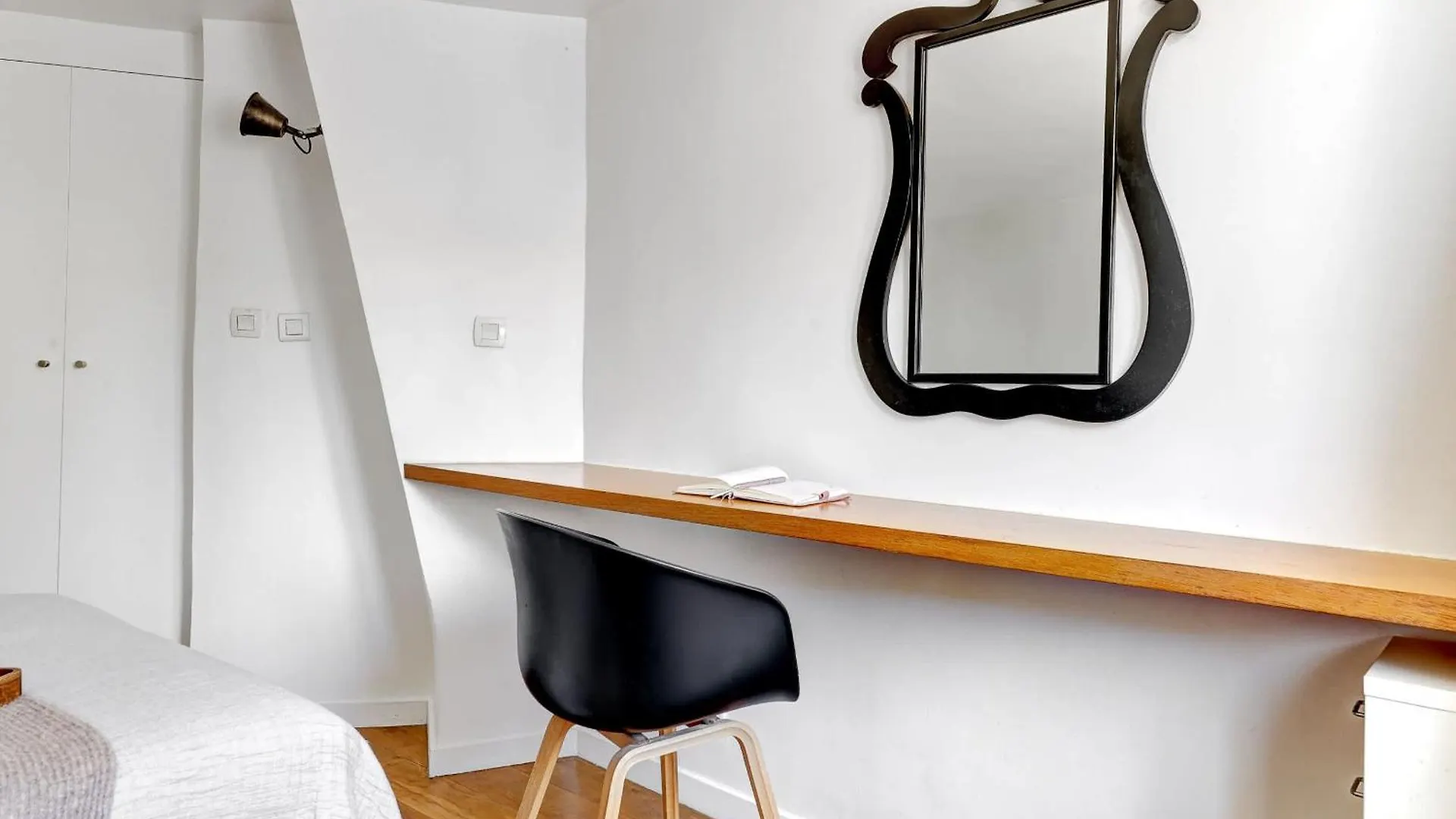 Apartment Bright 1Br By Palais Garnier & Champs-Elysees Paris