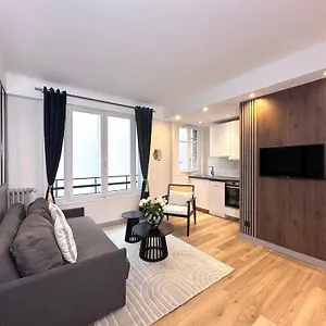  Appartement Champs Elysées - Amazing Loft - 1628